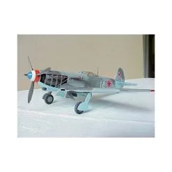 Ark Model Maquette Avion Russian Fighter Yak 9dd -Hasegawa Soldes ark model arkm48002 russian fighter yak 9dd 2