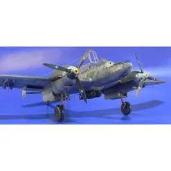 Messerschmitt Bf 110E Réédition De La Trousse D'outils Eduard (première Publication 09/2007). PE Set Inclus, Décalcomanies -Hasegawa Soldes eduard edk8203 messerschmitt bf 110e reedition de la trousse d outils 1 8