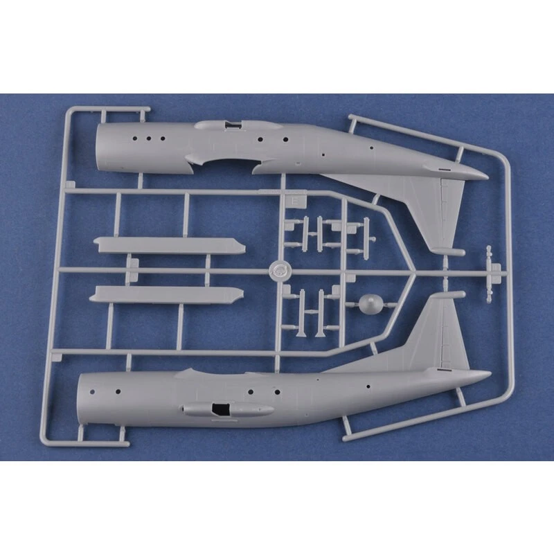 Hobby Boss Maquette Avion Shaanxi KJ-200 'Moth' AWACS 10 Hobby Boss Maquette Avion Shaanxi KJ-200 'Moth' AWACS – Image 8