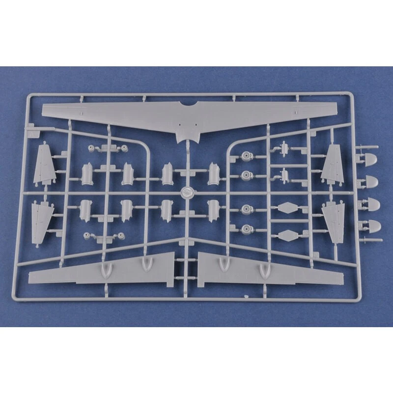 Hobby Boss Maquette Avion Shaanxi KJ-200 'Moth' AWACS 11 Hobby Boss Maquette Avion Shaanxi KJ-200 'Moth' AWACS – Image 9