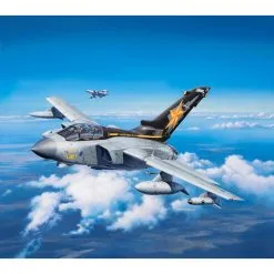 Revell Maquette Avion Tornado Gr.4 "farewell" -Hasegawa Soldes revell 03853 tornado gr 4 farewell 1 5