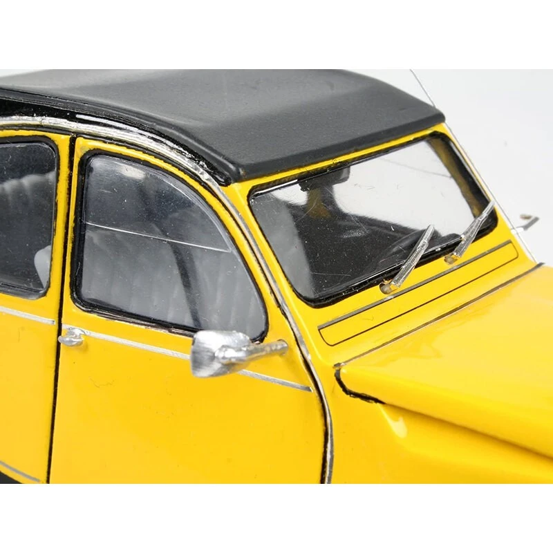 Revell Citroen 2Cv Model Set - Coffret Contenant La Maquette, Les Peintures, Pinceau Et Colle 12 Revell Citroen 2Cv Model Set - Coffret Contenant La Maquette, Les Peintures, Pinceau Et Colle – Image 10