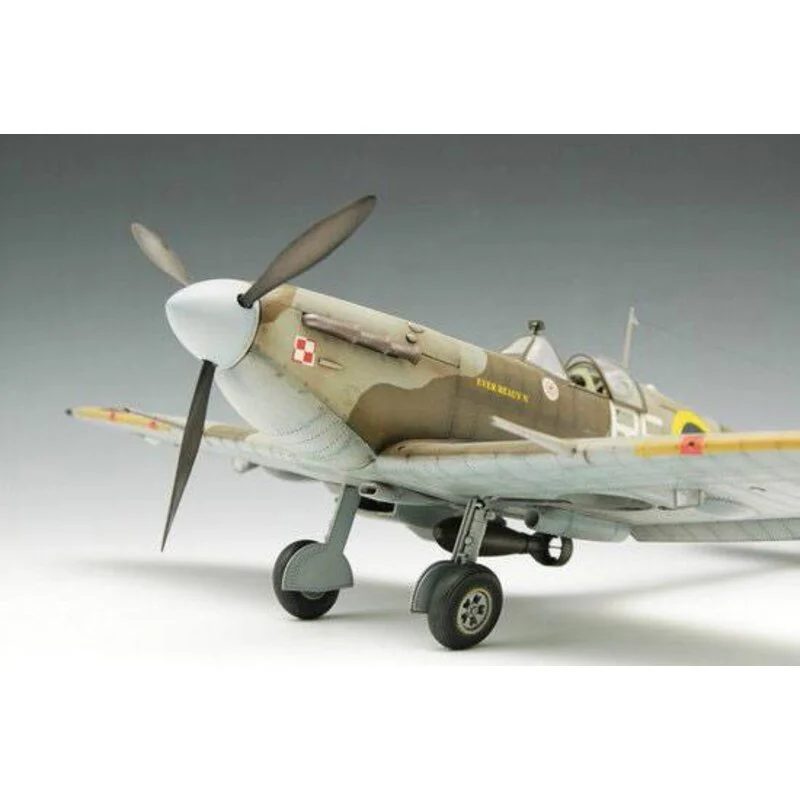 Trumpeter Maquette Avion Supermarine Spitfire MK.Vb 5 Trumpeter Maquette Avion Supermarine Spitfire MK.Vb – Image 3